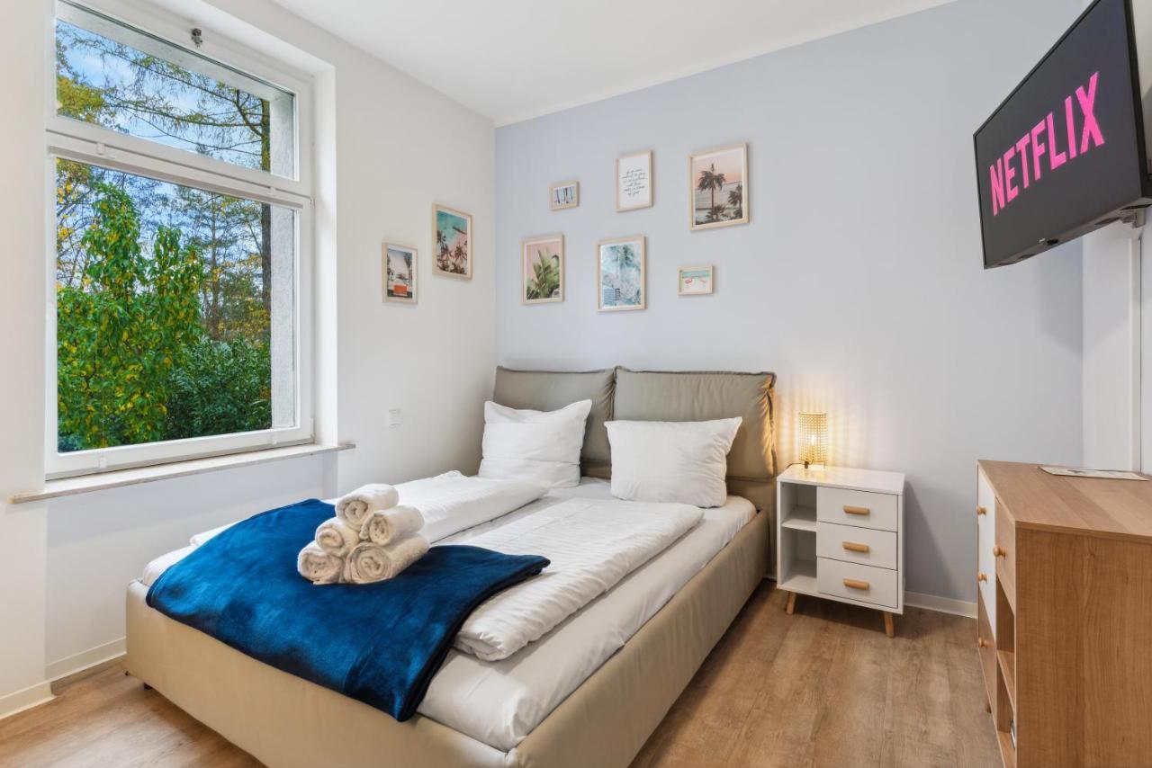 Vorstadtoase - 2 Personen - Eichwalde, Naehe Ber - Queensize-Bett, Netflix, Parken מראה חיצוני תמונה